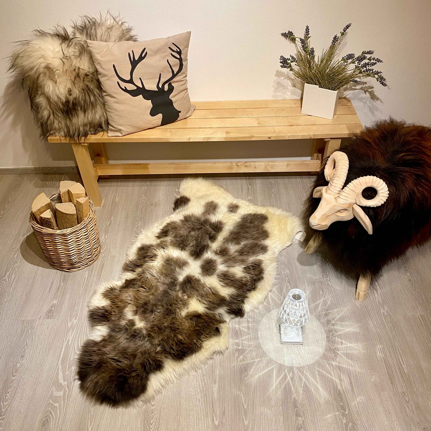 Schaffell XL Einzelstücke | Größe 120x70cm | Nr:1106 - FellHaus