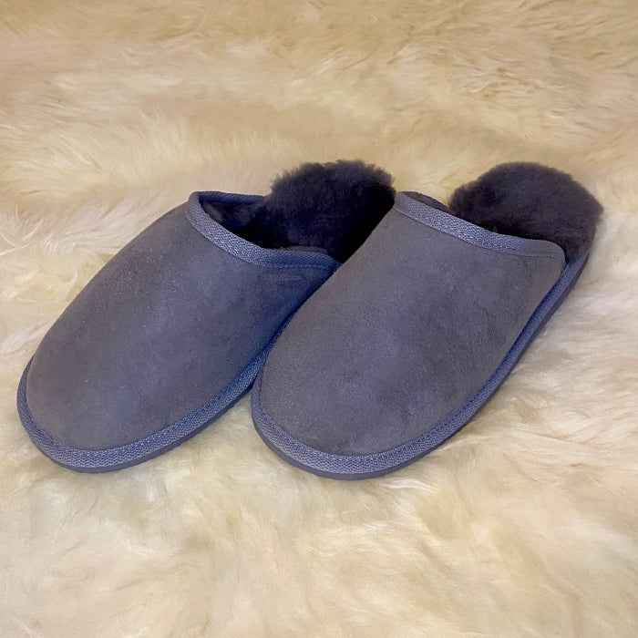 Lammfell Hausschuh | Unisex | Grau | Restpaar 45 und 46 - FellHaus