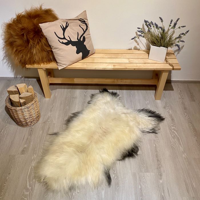 Island Schaffell Einzelstück weiß