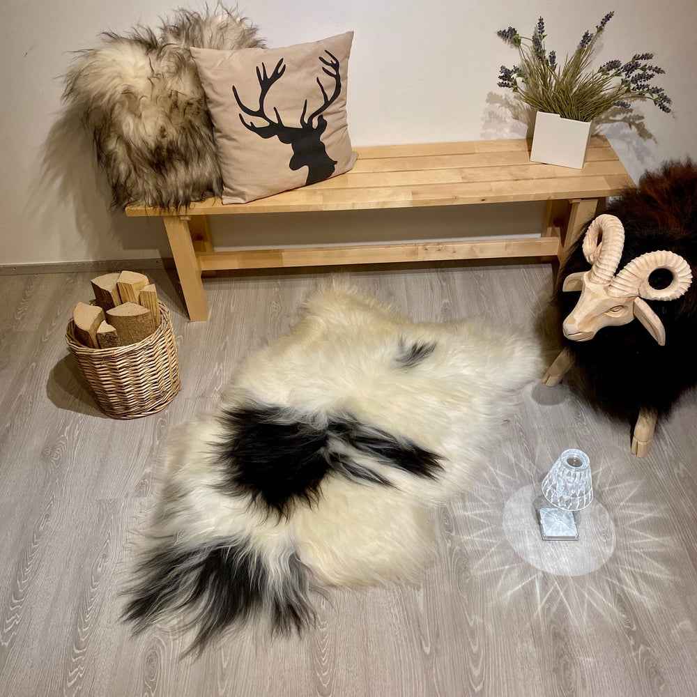 Island Schaffell XXL | Einzelstück | Größe 130x80cm | Nr:1077 - FellHaus
