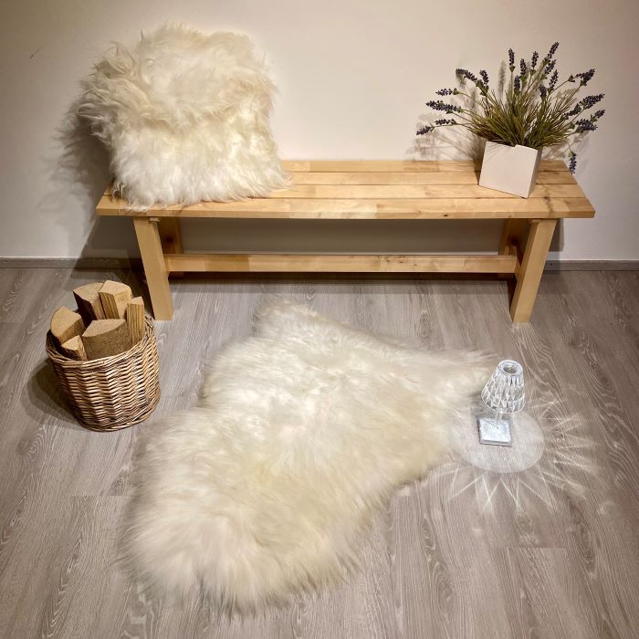 Schaffell Kissen Weiß