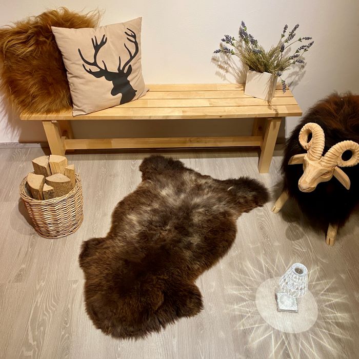 Schaffell Einzelstück braun weiß gefleckt