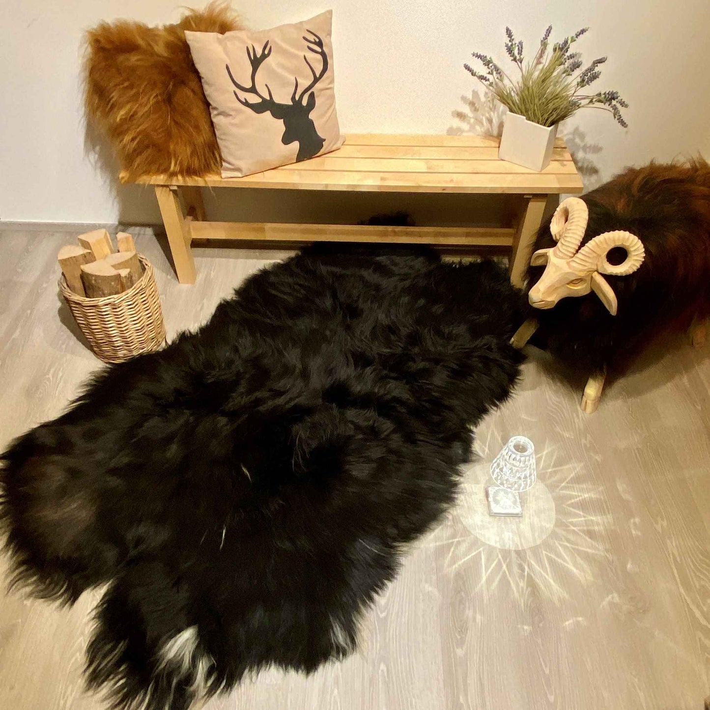 Island Schaffell Teppich schwarz | 4rer | Größe 200x130cm | Nr:908 - FellHaus