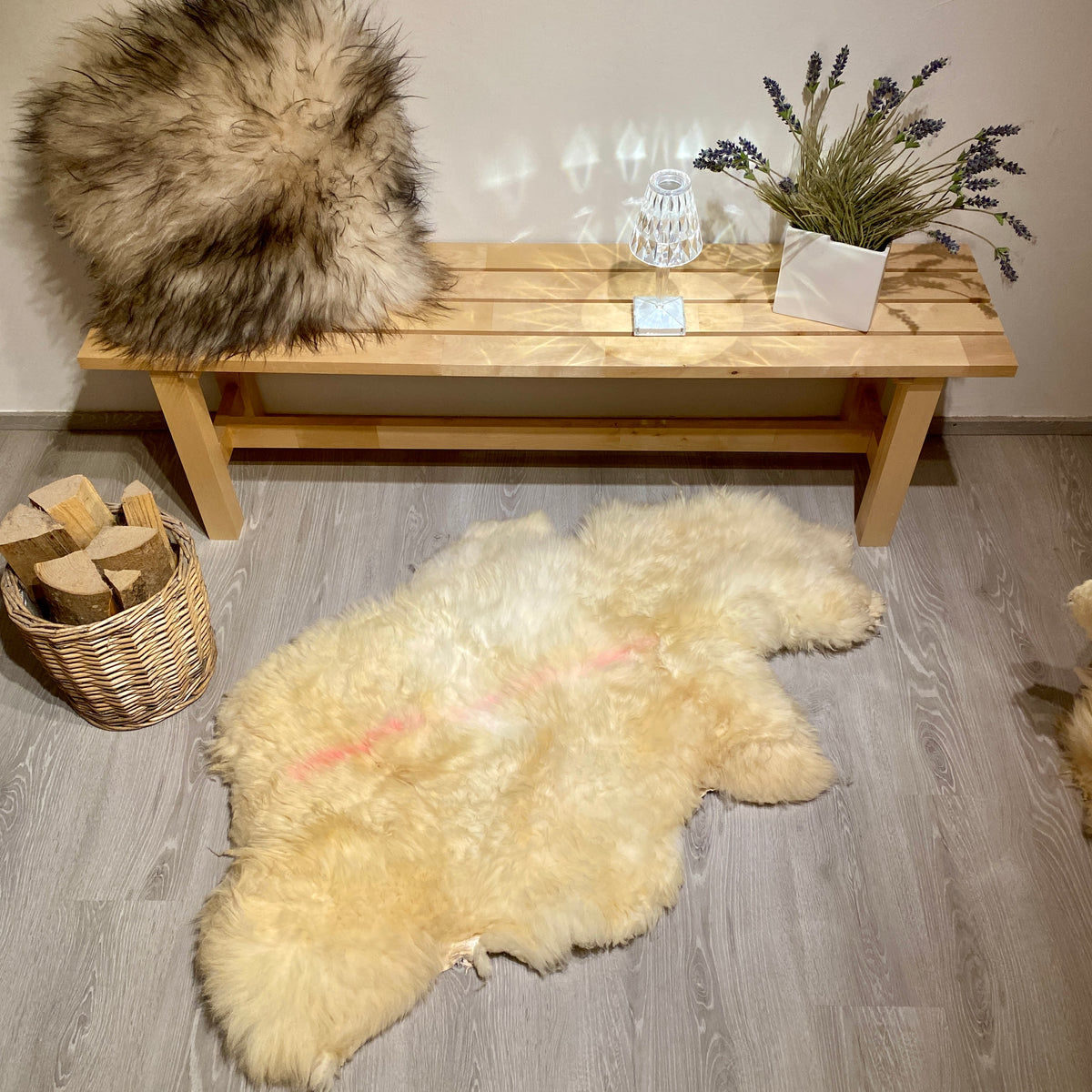 Schaffell C Ware | Medizinisch Gegerbt Langhaar| Länge: 100-120cm Mit Farbmarker