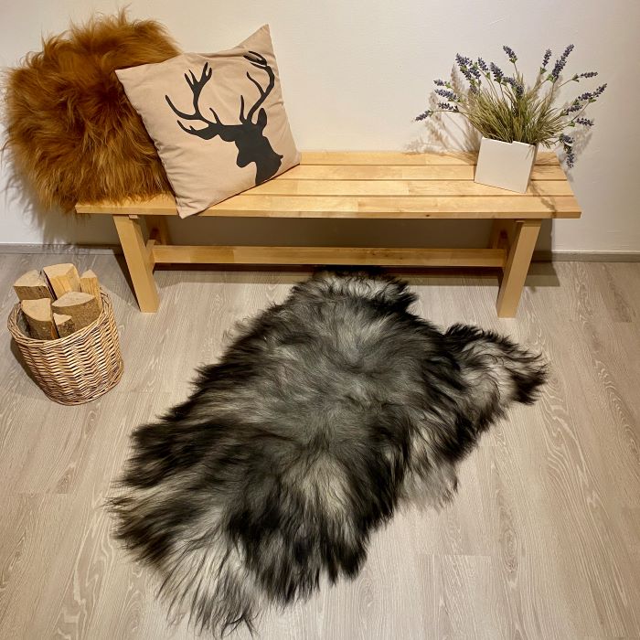 Island Schaffell Einzelstück schwarz grau