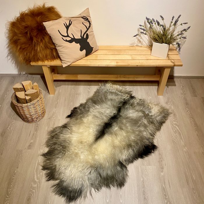 Island Schaffell Einzelstück grau