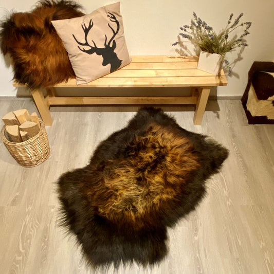 Island Schaffell Einzelstück schwarz goldbraun