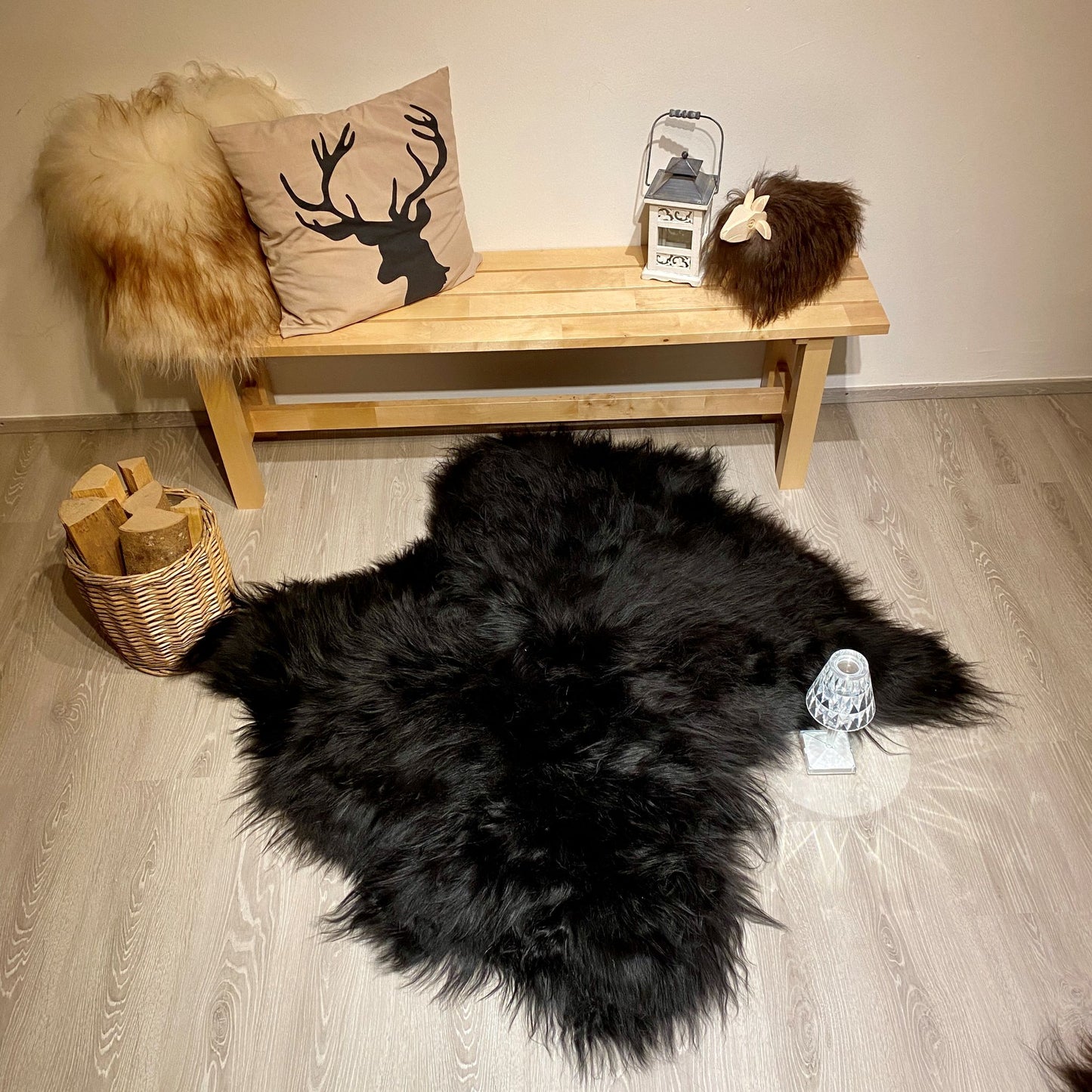 Island Schaffell Teppich Schwarz