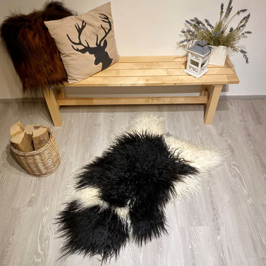 Island Schaffell gelockt schwarz weiß gefleckt