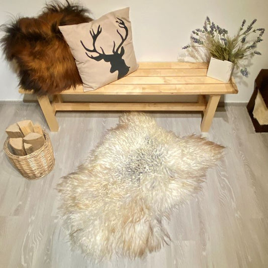 Island Schaffell gelockt Einzelstück weip beige
