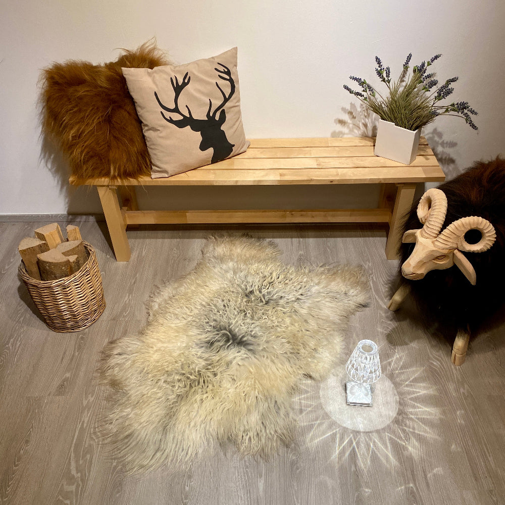 Island Schaffell gelockt