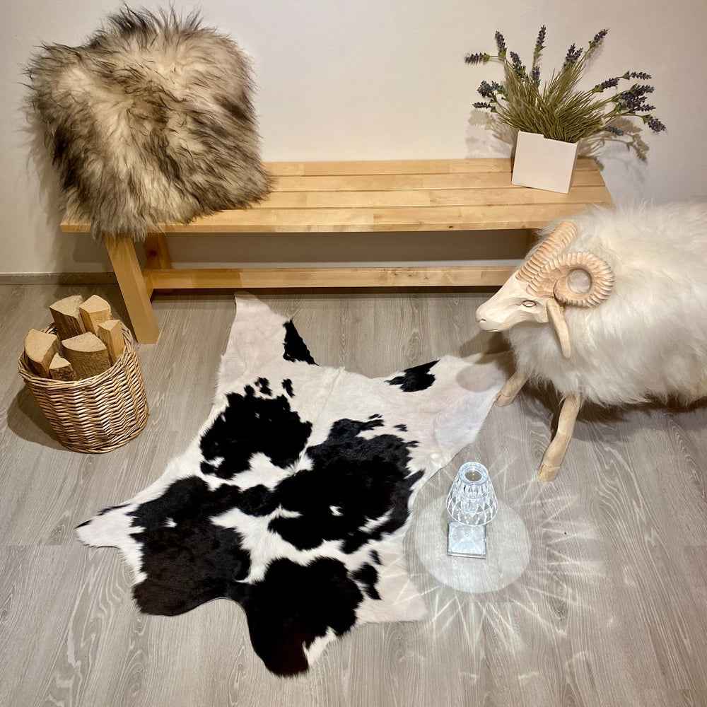 Kuhfell Einzelstück Größe 110x60cm Nr:1142 - FellHaus