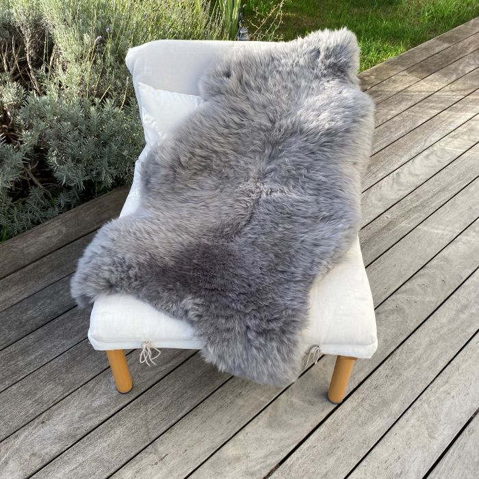 New Zealand sheepskin light grey