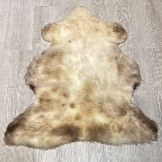 Schaffelll Hundedecke naturweiß braun  gefleckt