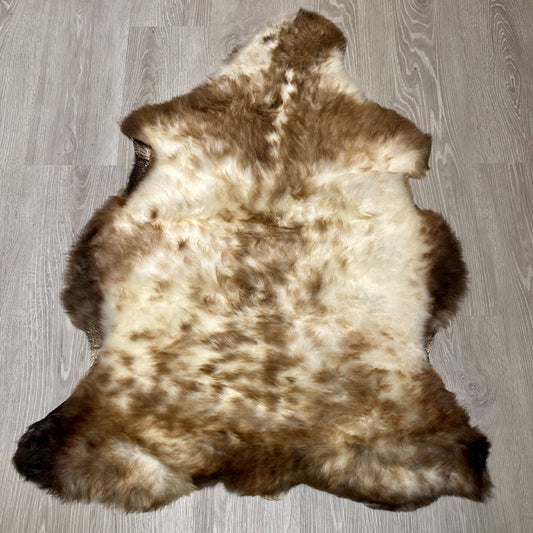 Schaffelll Hundedecke naturweiß braun  gefleckt