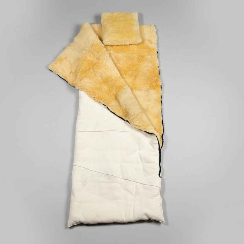 Schlafsack mit Kissen 200x80cm | Komfortable multifunktionale Decke für optimale Wärme - FellHaus
