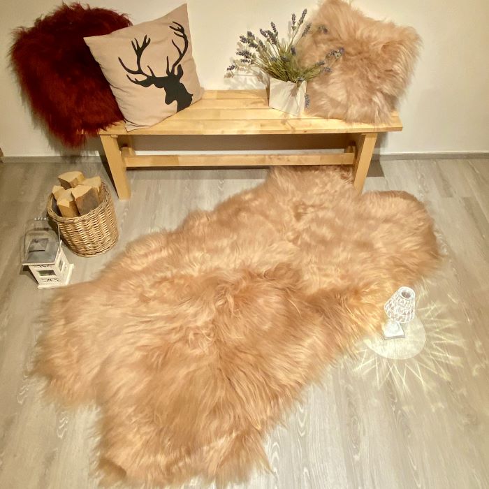 Island Schaffell Teppich aus 4 Fellen beige