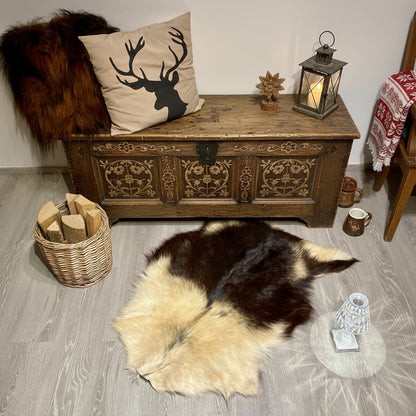 Ziegenfell Einzelstück weiß braun gefleckt