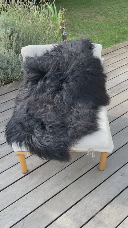 Iceland sheepskin black